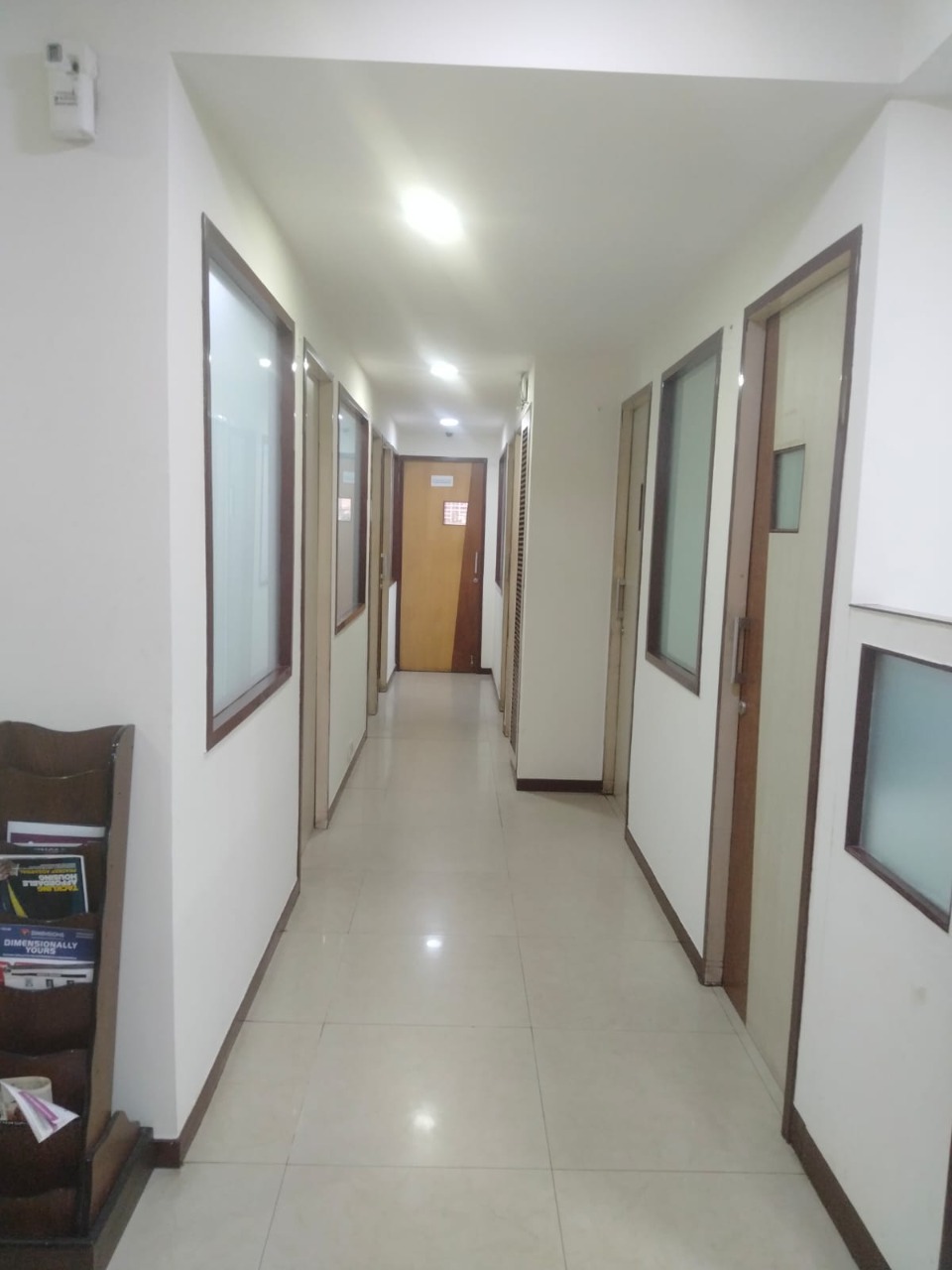 Office for Sale in S V Road Mumbai