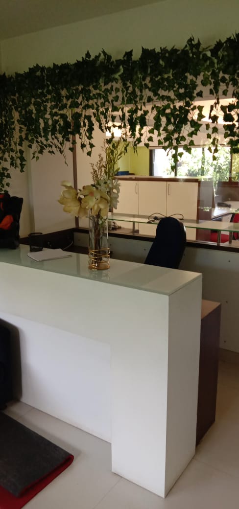 Office for Sale in S V Road Mumbai