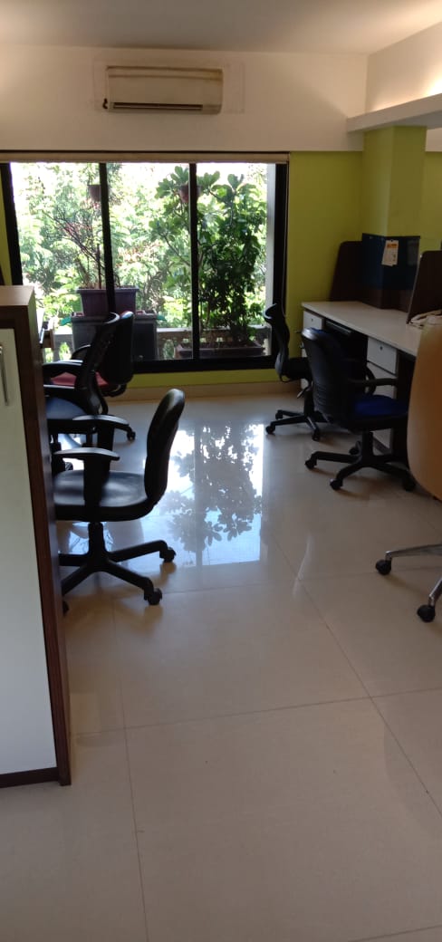 Office for Sale in S V Road Mumbai