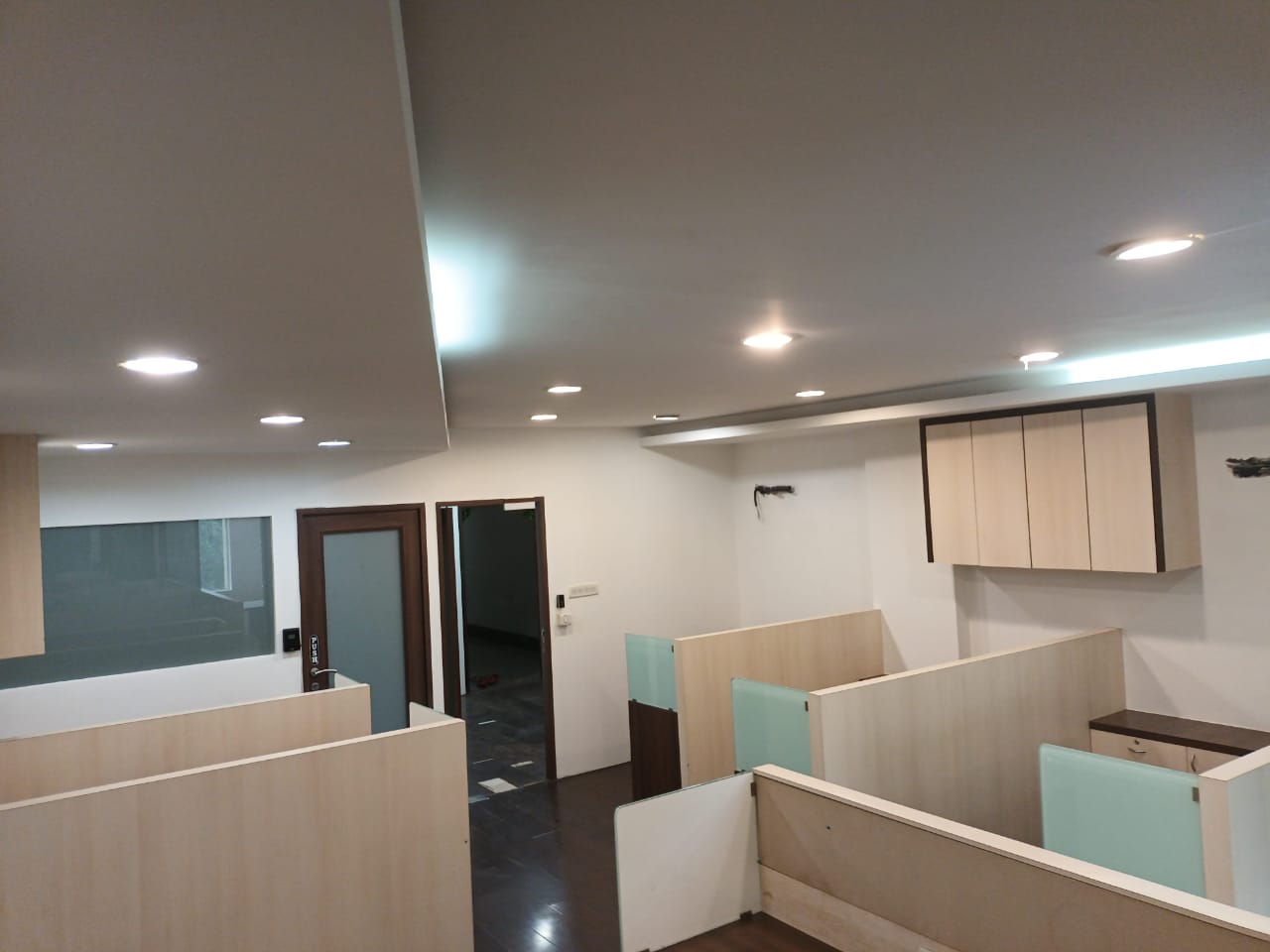 Office for Rent in S V Road Mumbai
