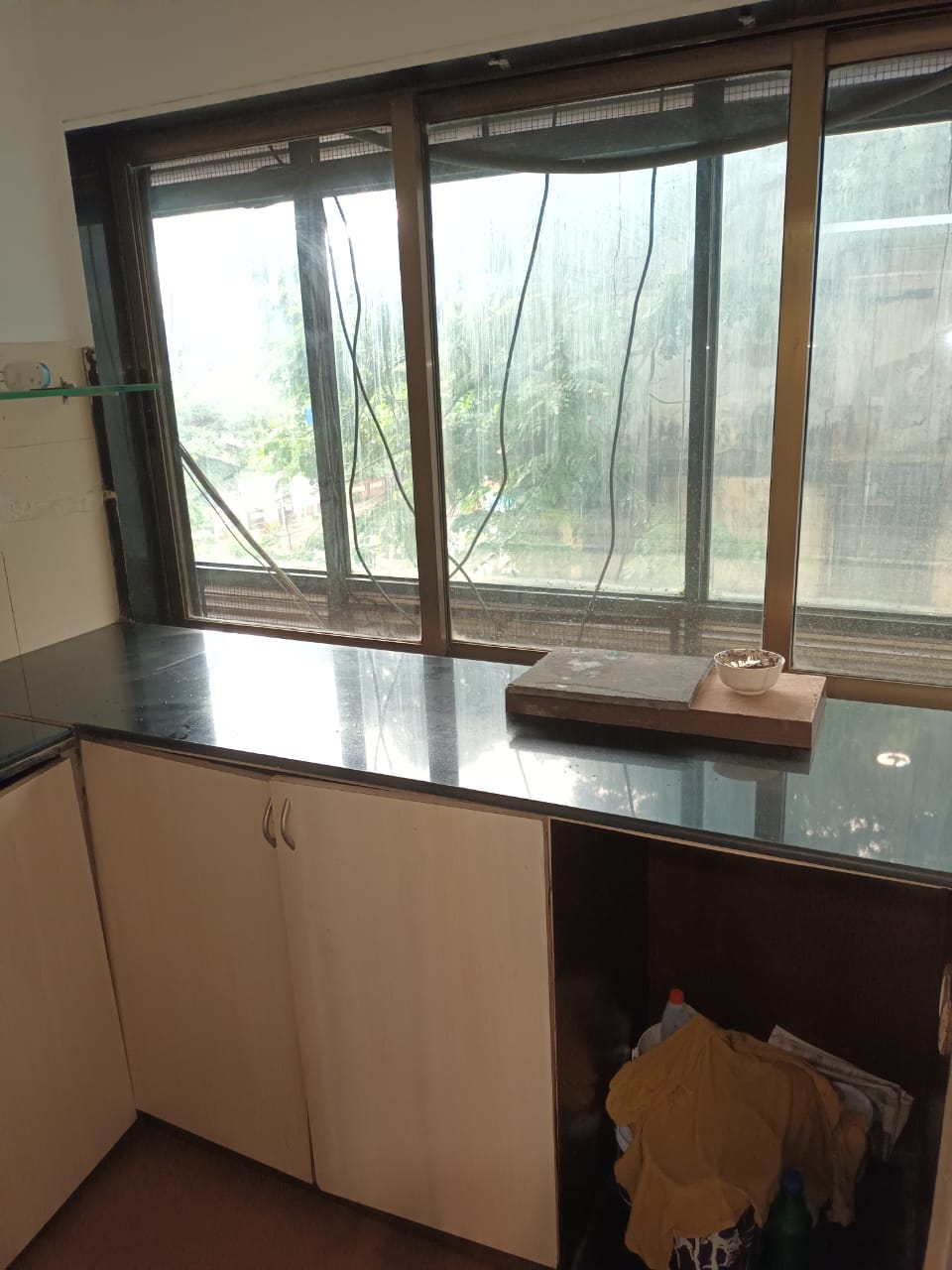 Office for Rent in S V Road Mumbai