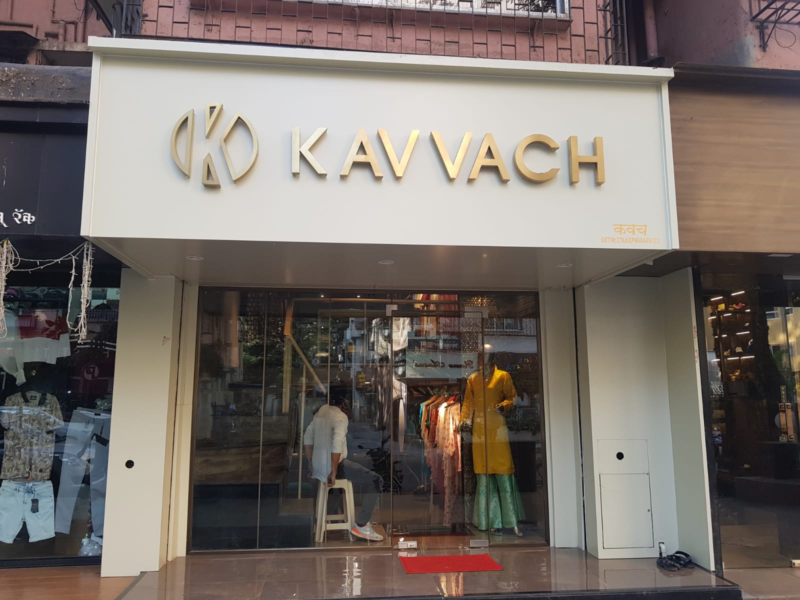 Shop for Rent in Khar West Mumbai