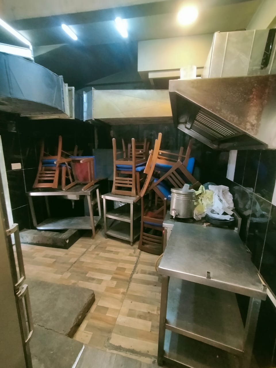 Shop for Rent in Bandra West Mumbai