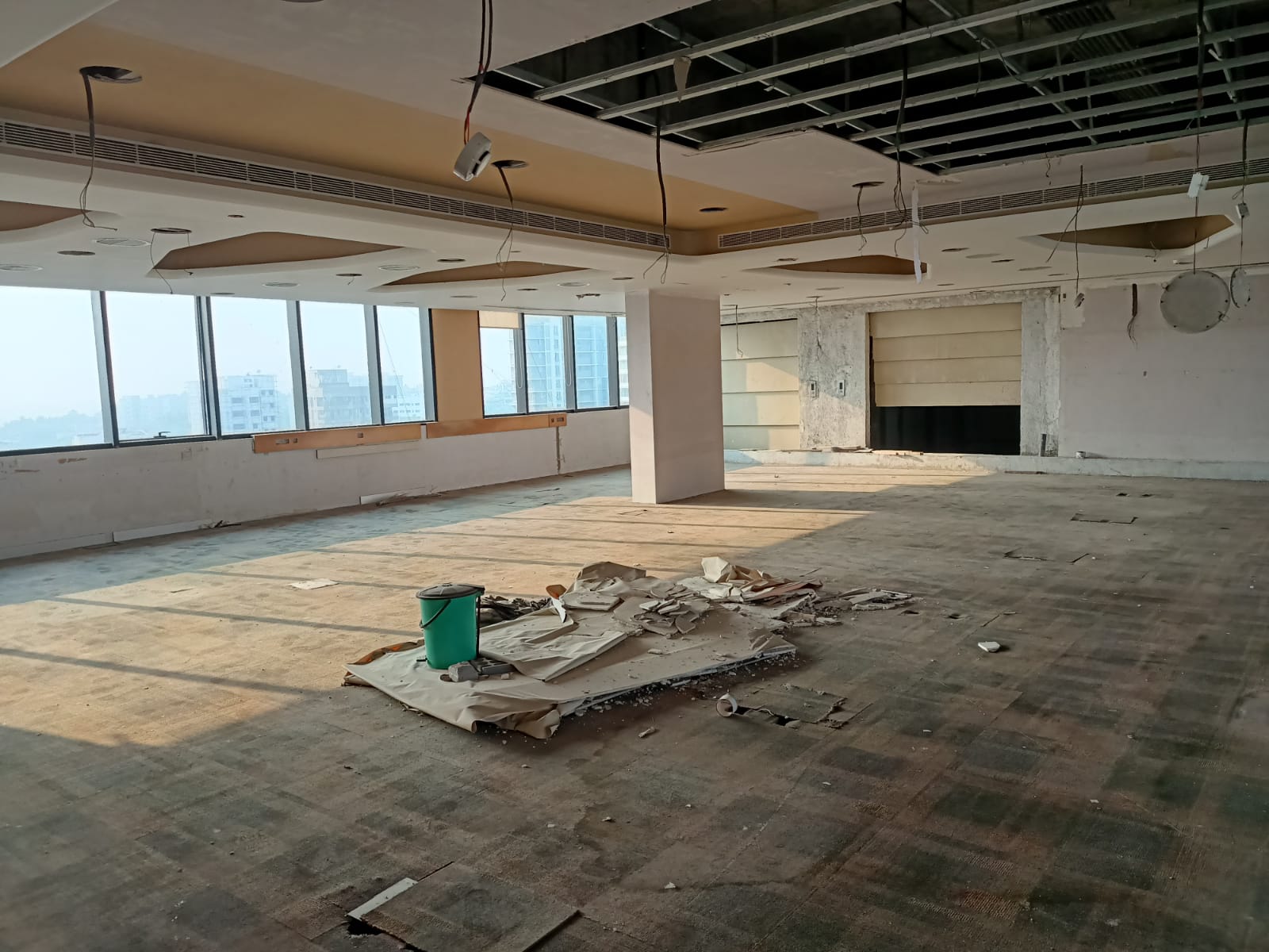 Office for Rent in Santacruz West Mumbai