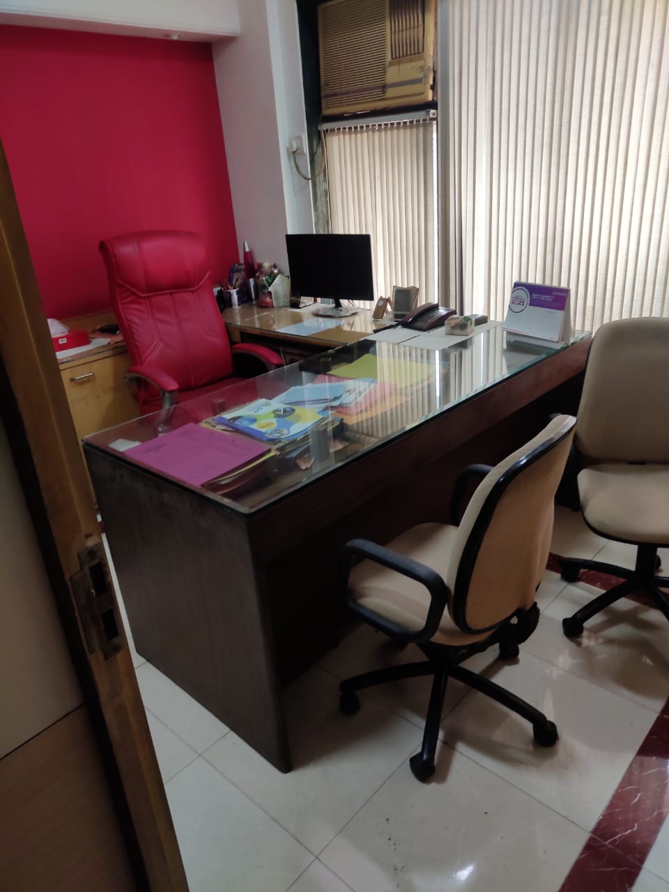 Office for Sale in 4 Road Mumbai