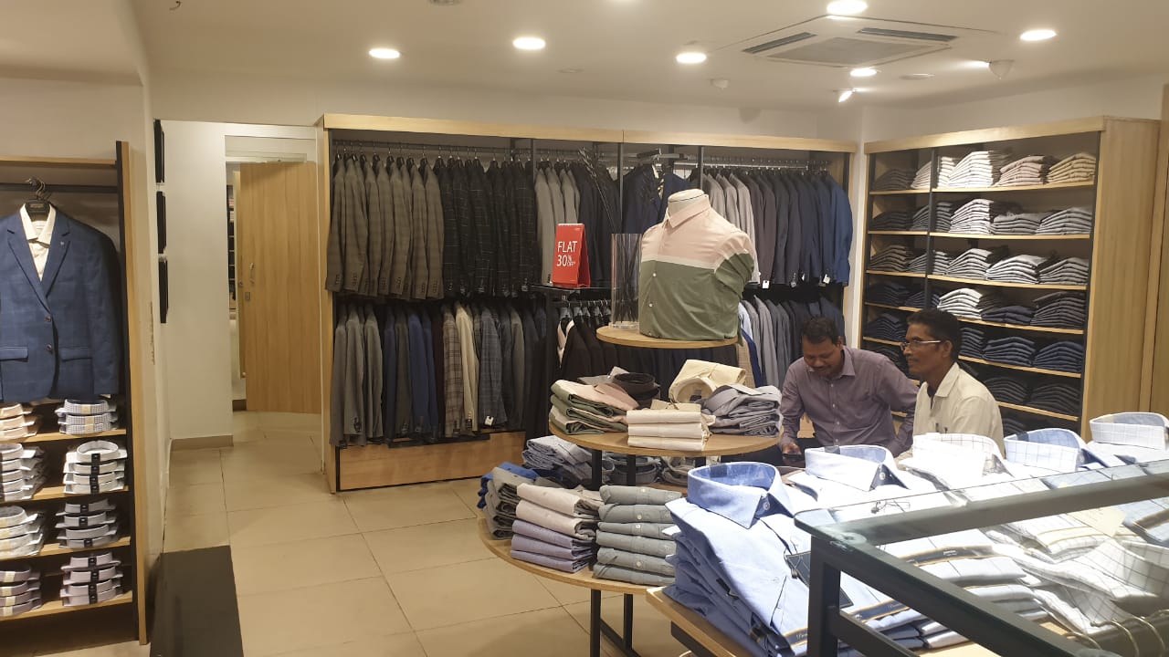 Restaurant for Rent in S V Road Mumbai