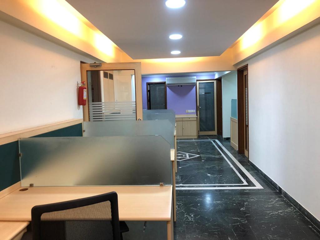 Office for Rent in Off S V Rd Mumbai