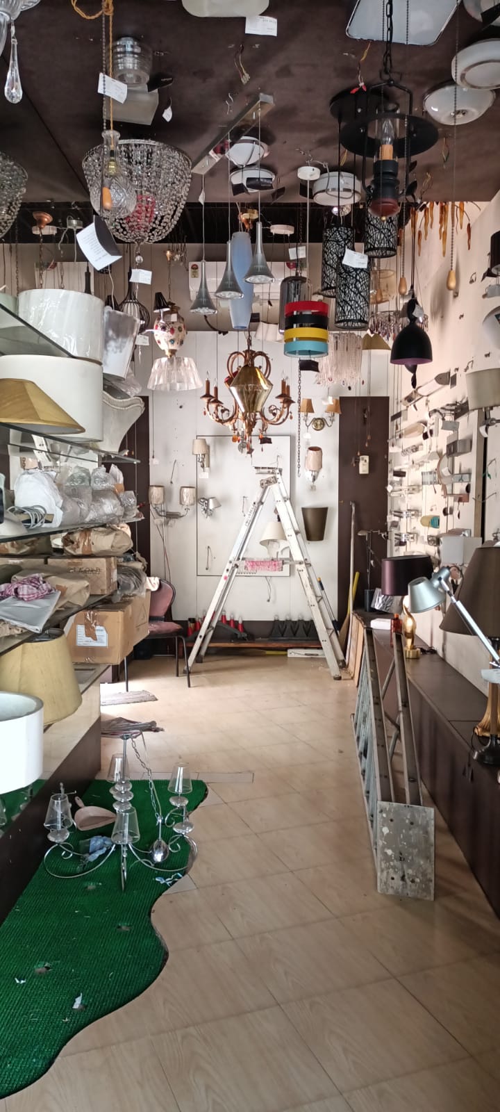 Shop for Rent in Bandra West Mumbai