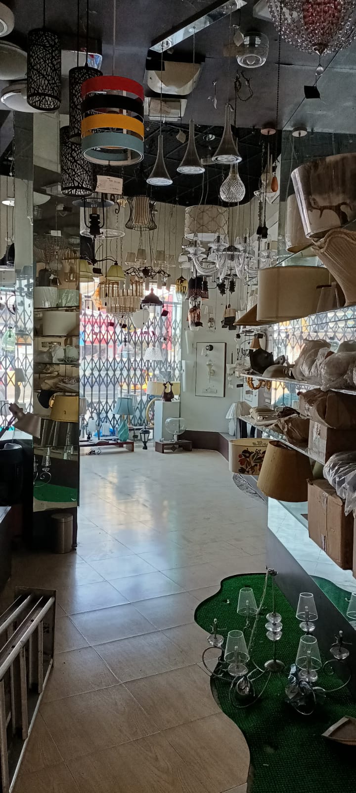 Shop for Rent in Bandra West Mumbai