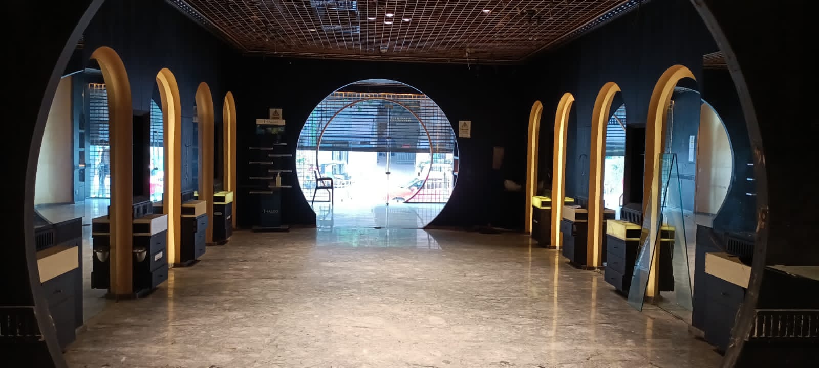 Showroom for Rent in Khar West Mumbai
