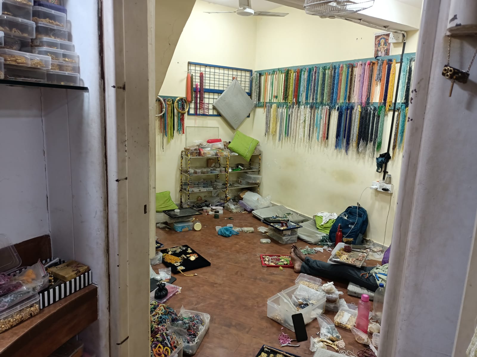 Showroom for Sale in Turner  Road Mumbai