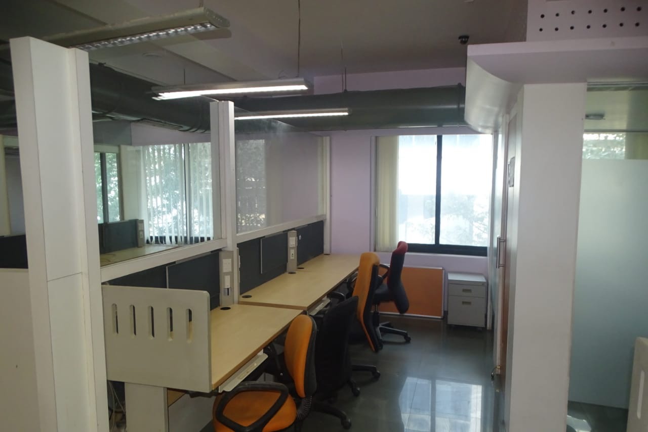Office for Rent in Link Road Mumbai
