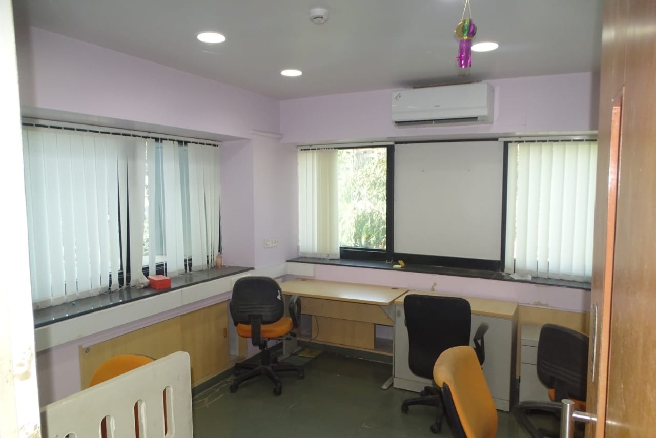 Office for Rent in Link Road Mumbai