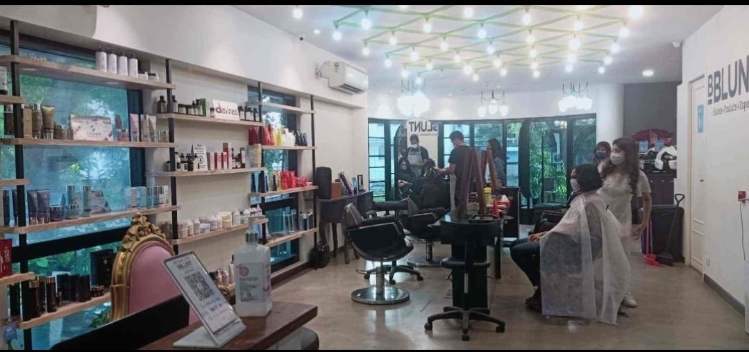 Shop for Rent in 14 Road Mumbai