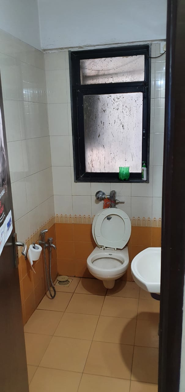 Office for Sale in Khar West Mumbai