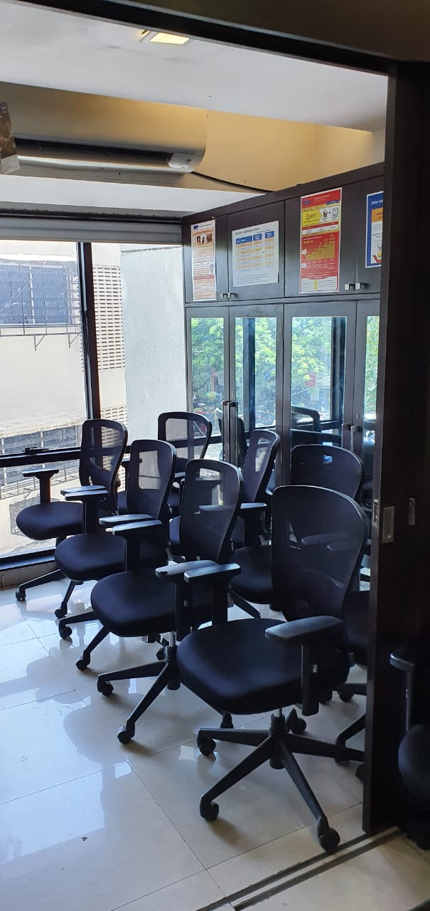 Office for Sale in Khar West Mumbai