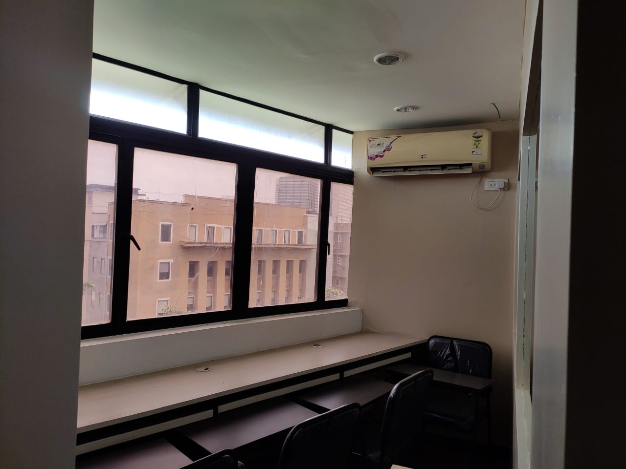 Office for Rent in Dinshaw Vaccha Road Mumbai