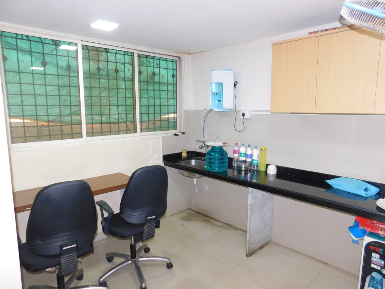 Showroom for Rent in Khar West Mumbai