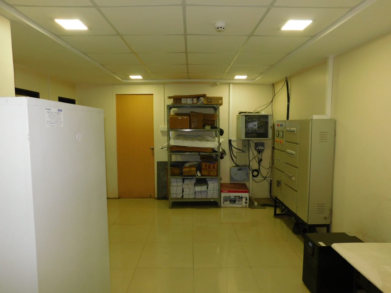 Showroom for Rent in Khar West Mumbai