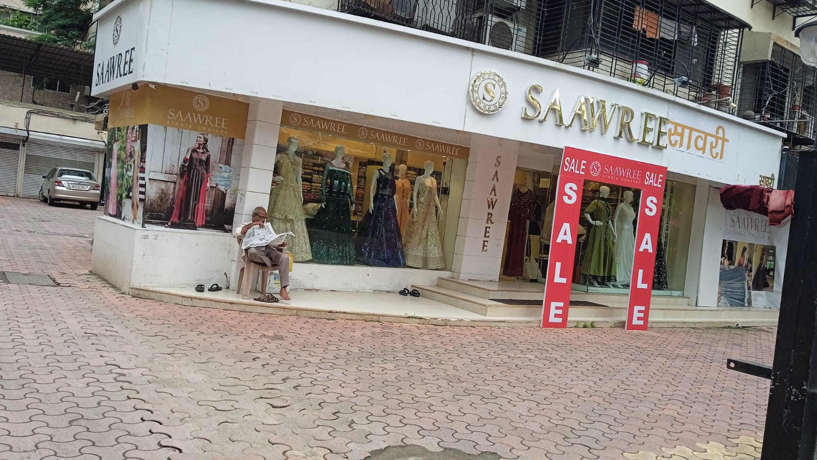 Showroom for Rent in S V Road Mumbai