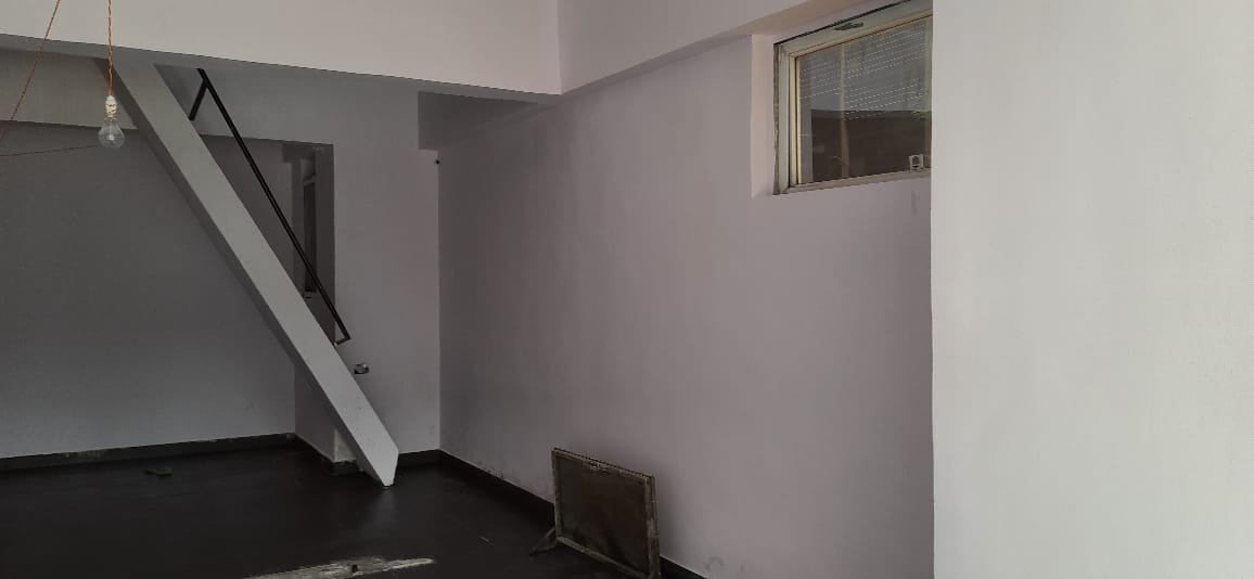 Shop for Rent in Linking  Road Mumbai
