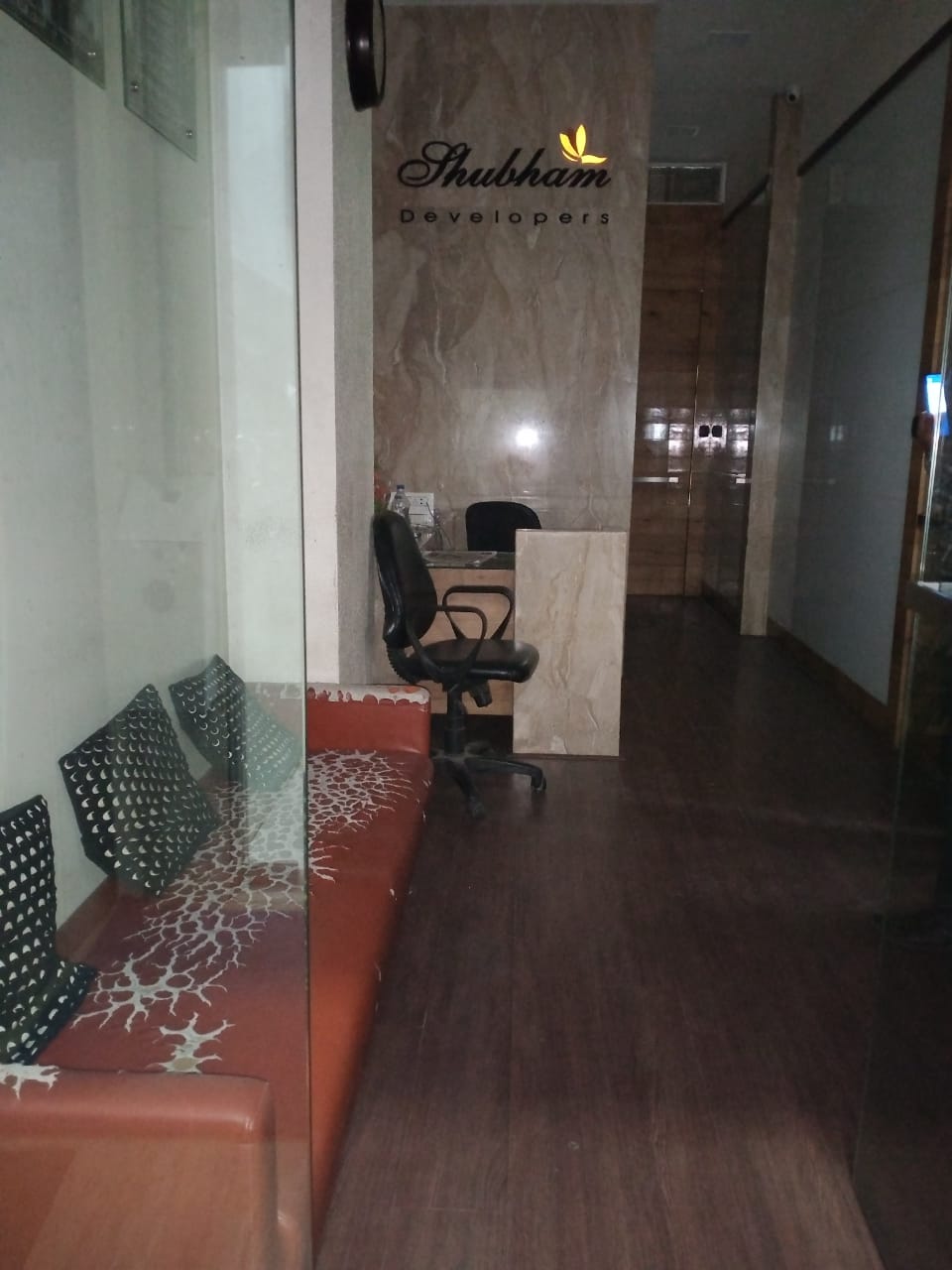 Office for Rent in S V Road Mumbai