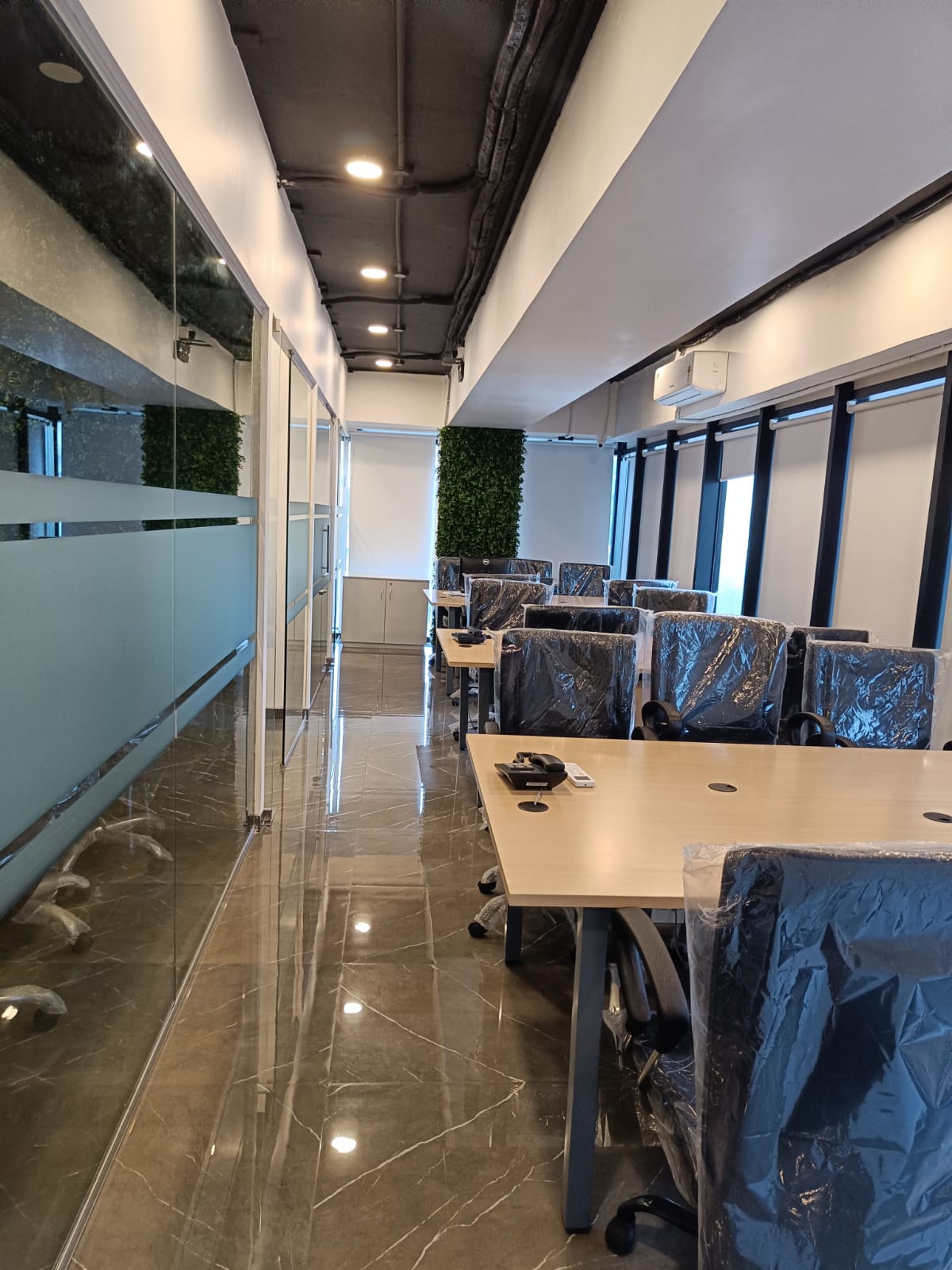 Office for Rent in S V Road Mumbai
