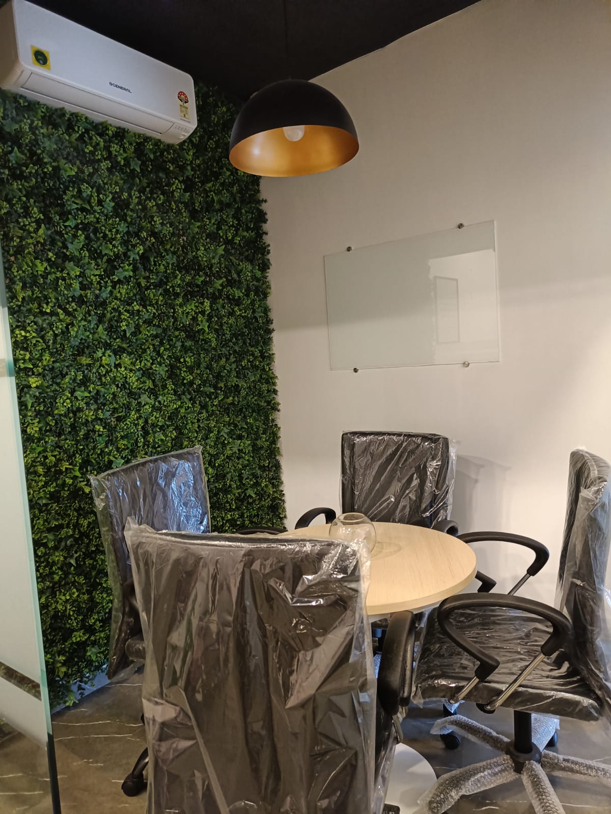 Office for Rent in S V Road Mumbai
