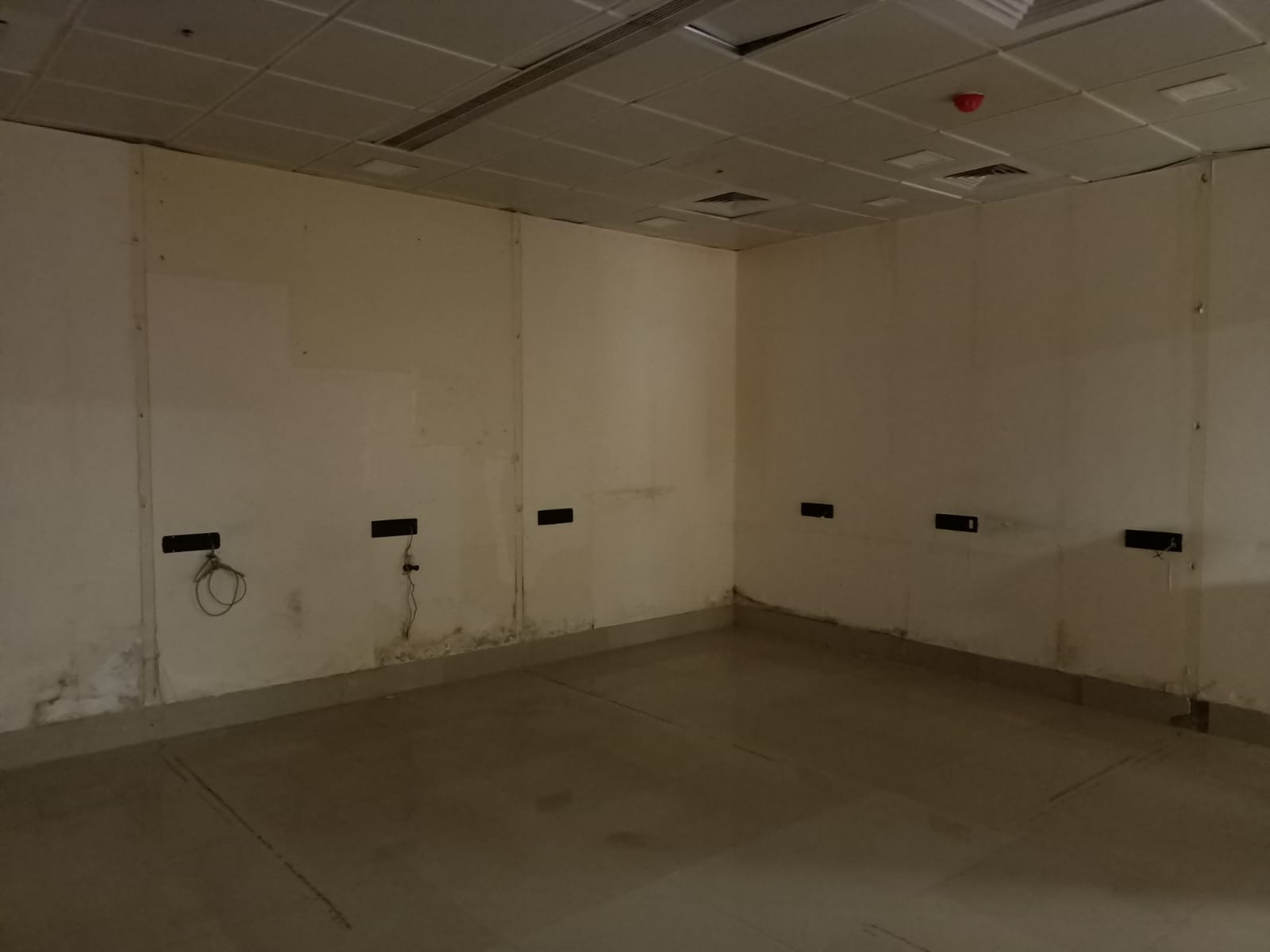 Office for Sale in N S Phadke  Road Mumbai