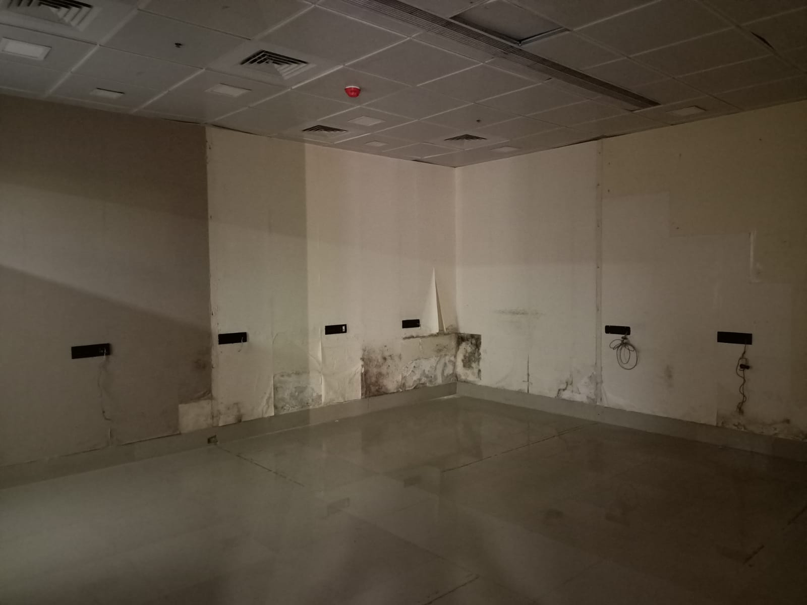 Office for Sale in N S Phadke  Road Mumbai