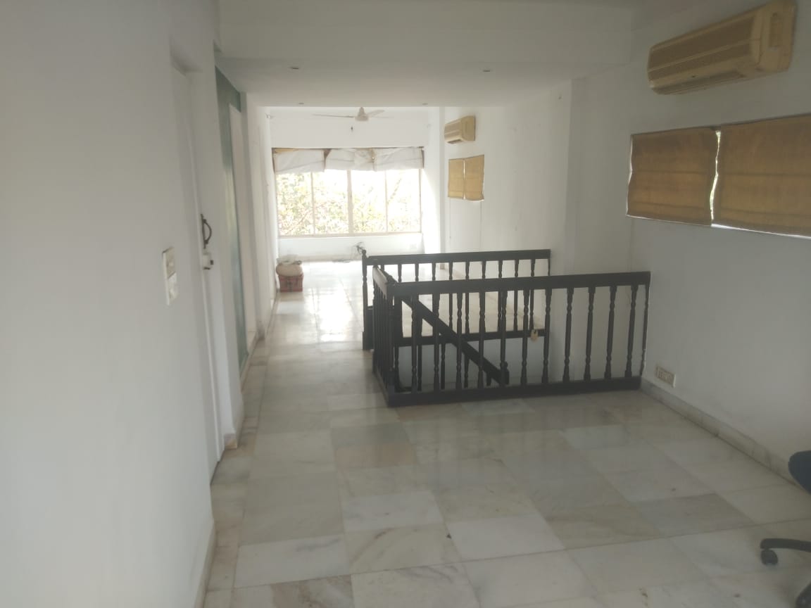 Office for Sale in Khar West Mumbai