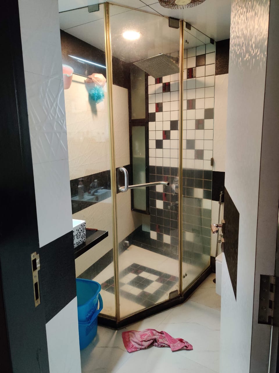 Commercial Flat for Sale in Nana Chowk Pune