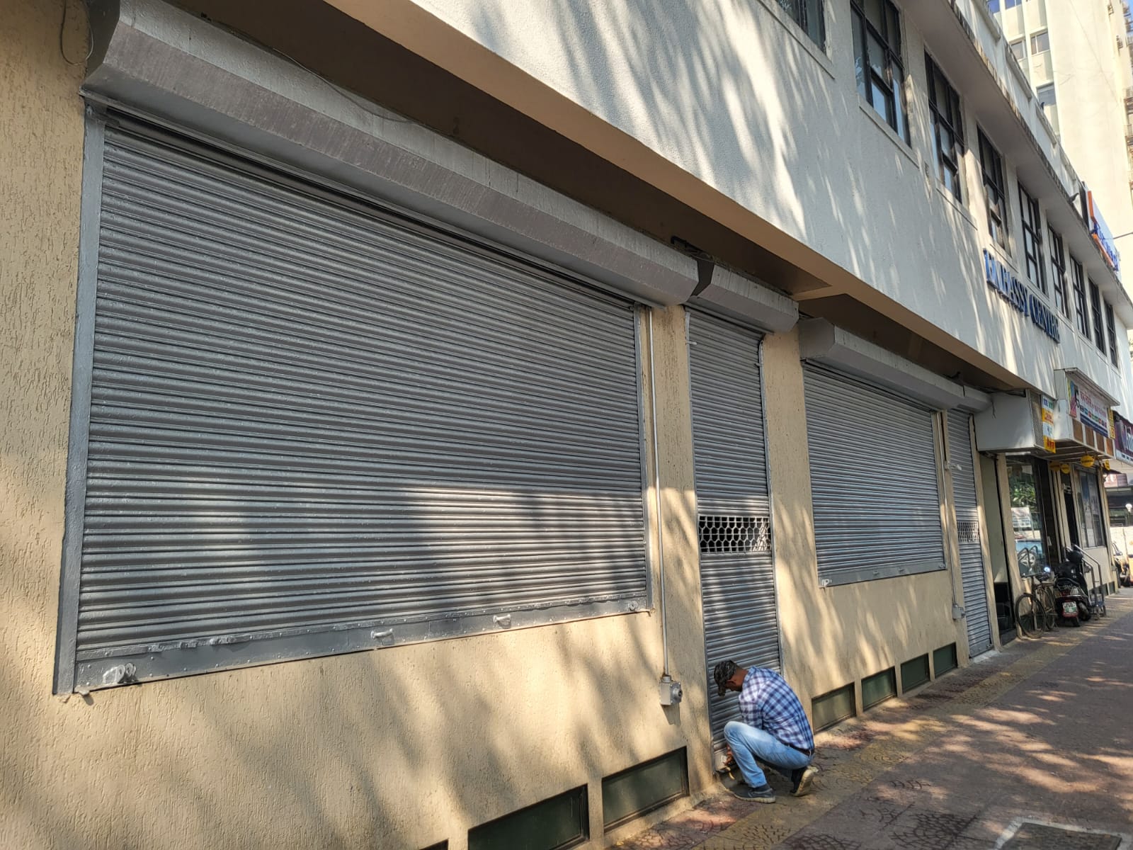 Showroom for Rent in Jamnalal Bajaj Marg Mumbai