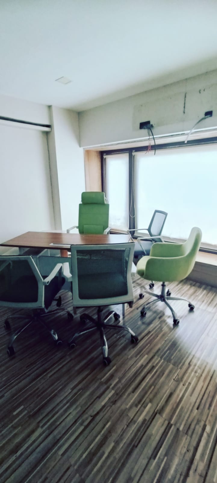 Office for Sale in Juhu Mumbai