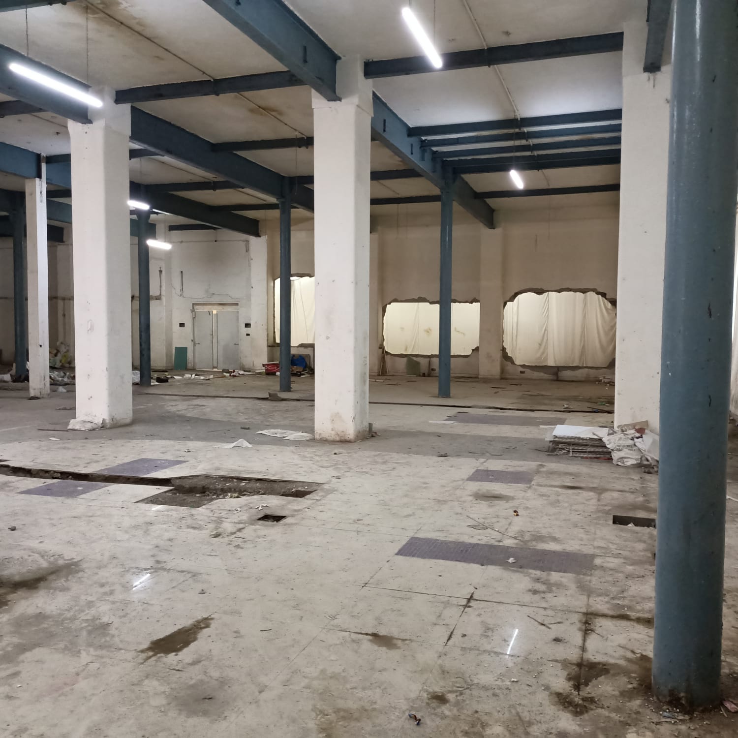 Shop for Rent in Lower Parel Mumbai