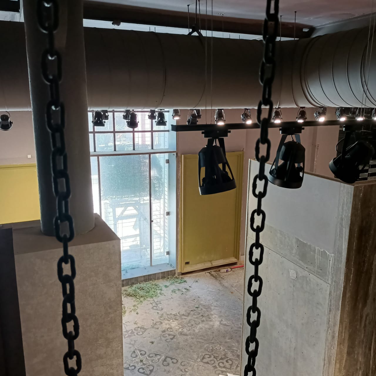 Office for Rent in Senapati Bapat  Marg Mumbai