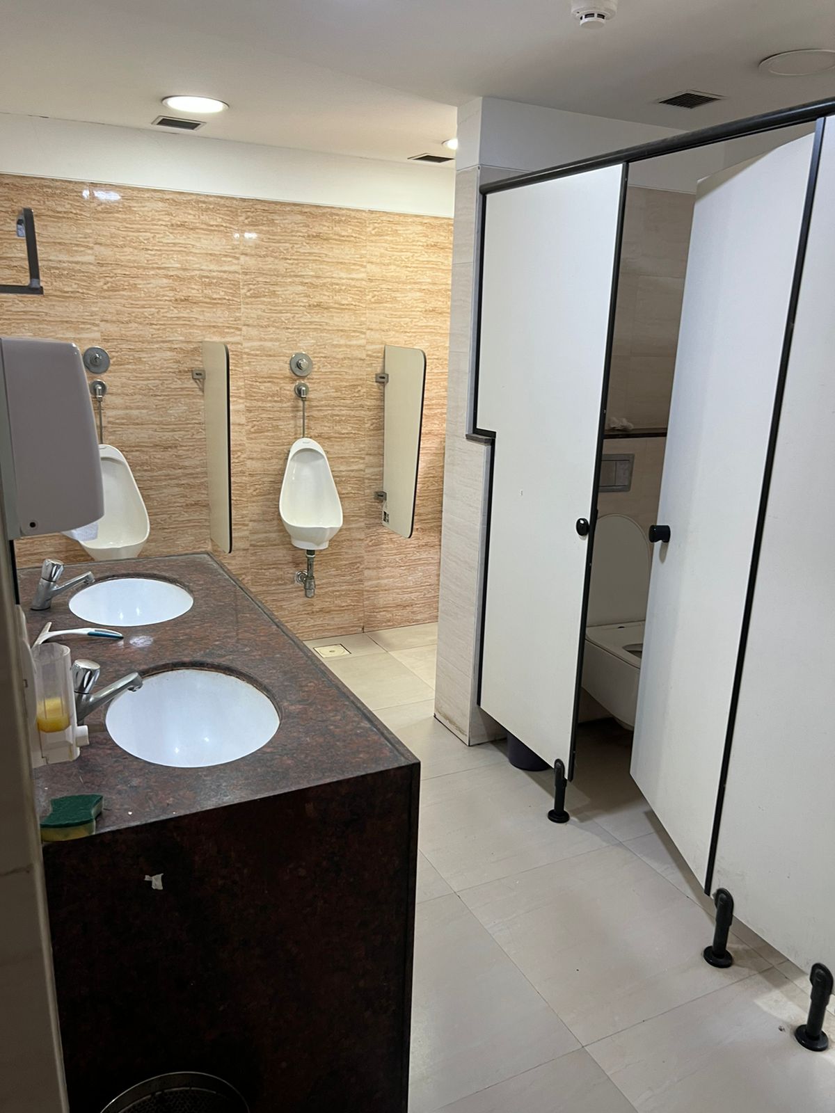 Office for Rent in L B S  Marg Mumbai