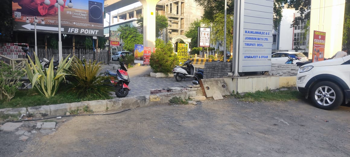 Showroom for Rent in Dharampeth Nagpur