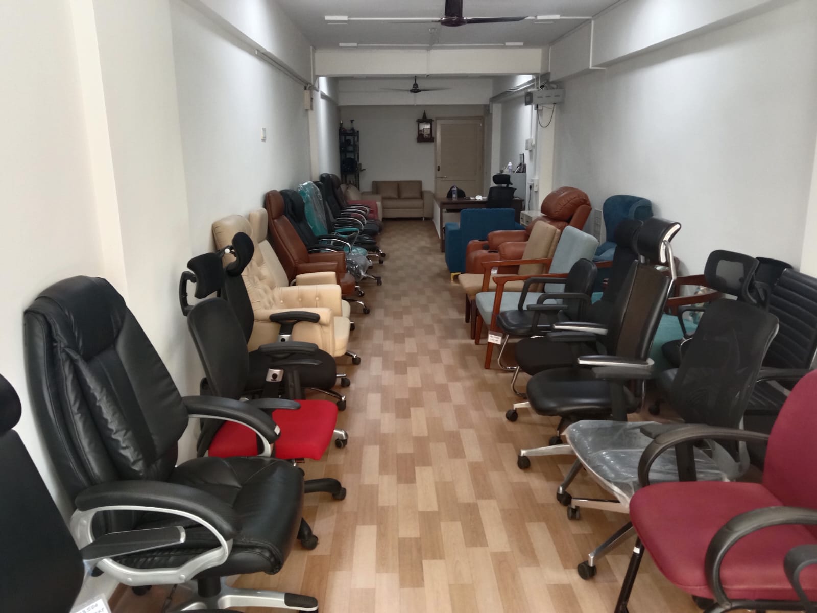 Showroom for Rent in C G Road Ahmedabad