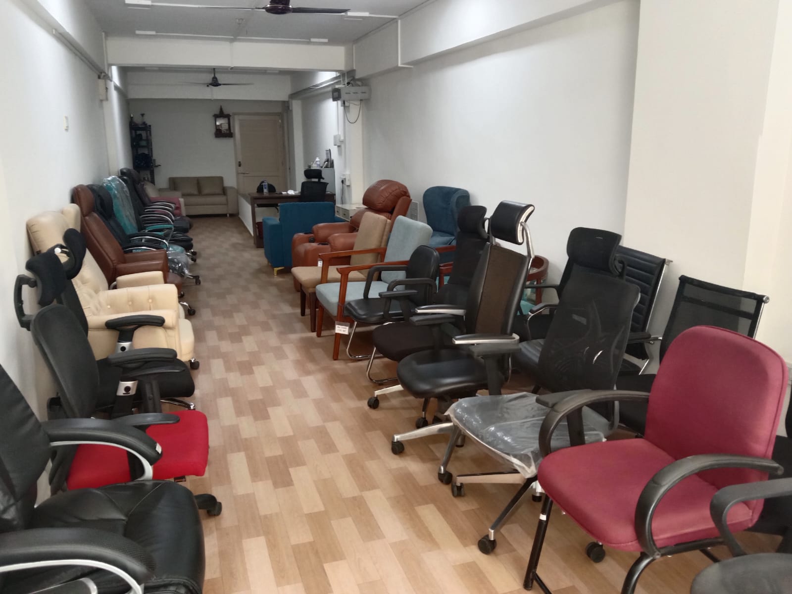 Showroom for Rent in C G Road Ahmedabad