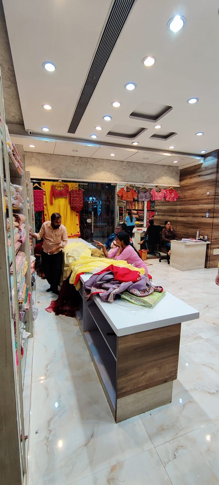 Showroom for Rent in Malad West Mumbai