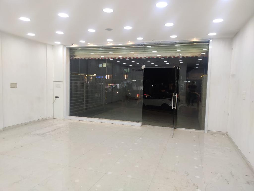Showroom for Rent in 15 Road Mumbai