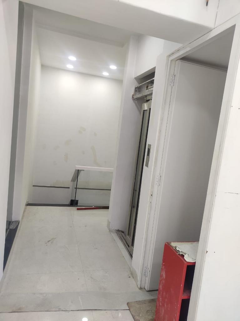 Showroom for Rent in 15 Road Mumbai