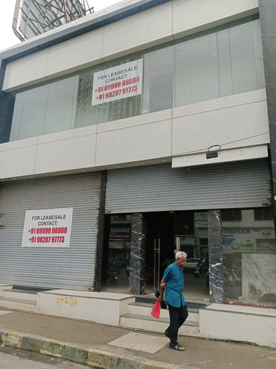 Showroom for Sale in S V Road Mumbai