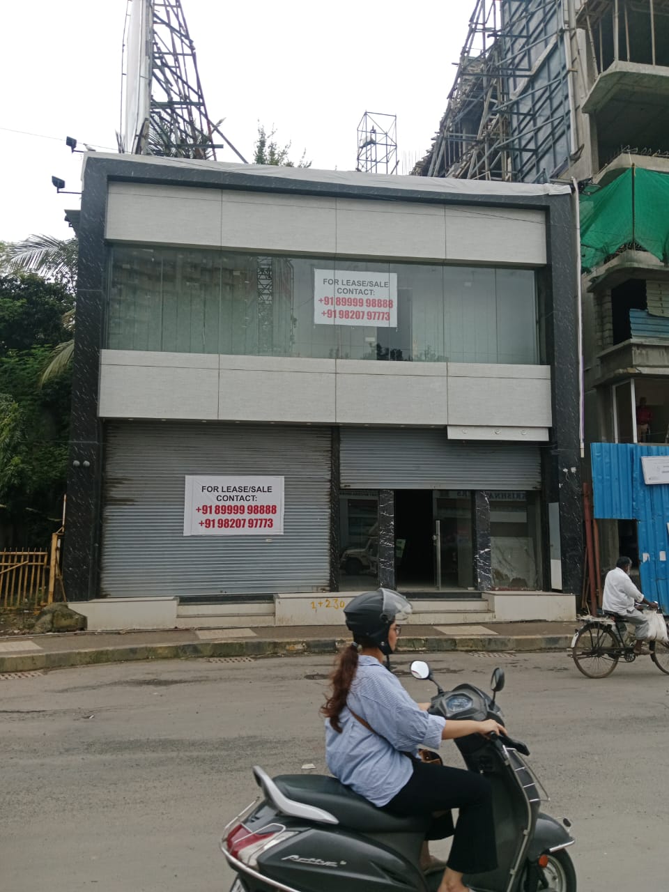 Showroom for Sale in S V Road Mumbai