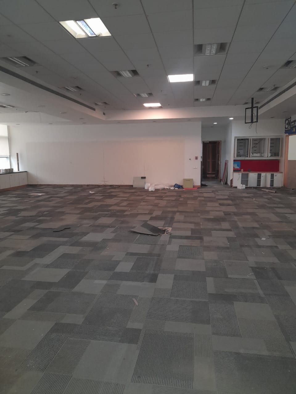 Office for Rent in Off Veera Desai Road Mumbai