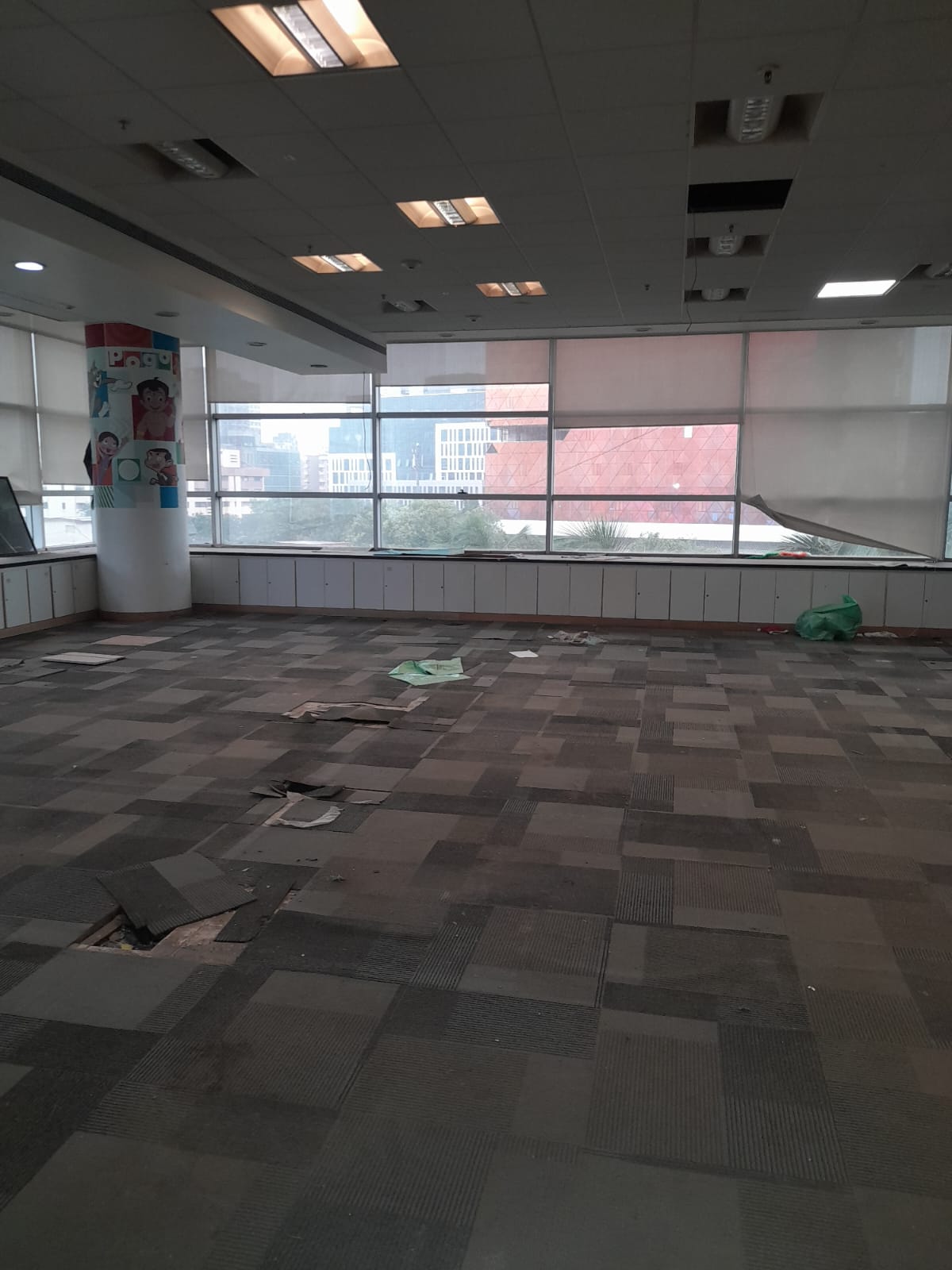 Office for Rent in Off Veera Desai Road Mumbai