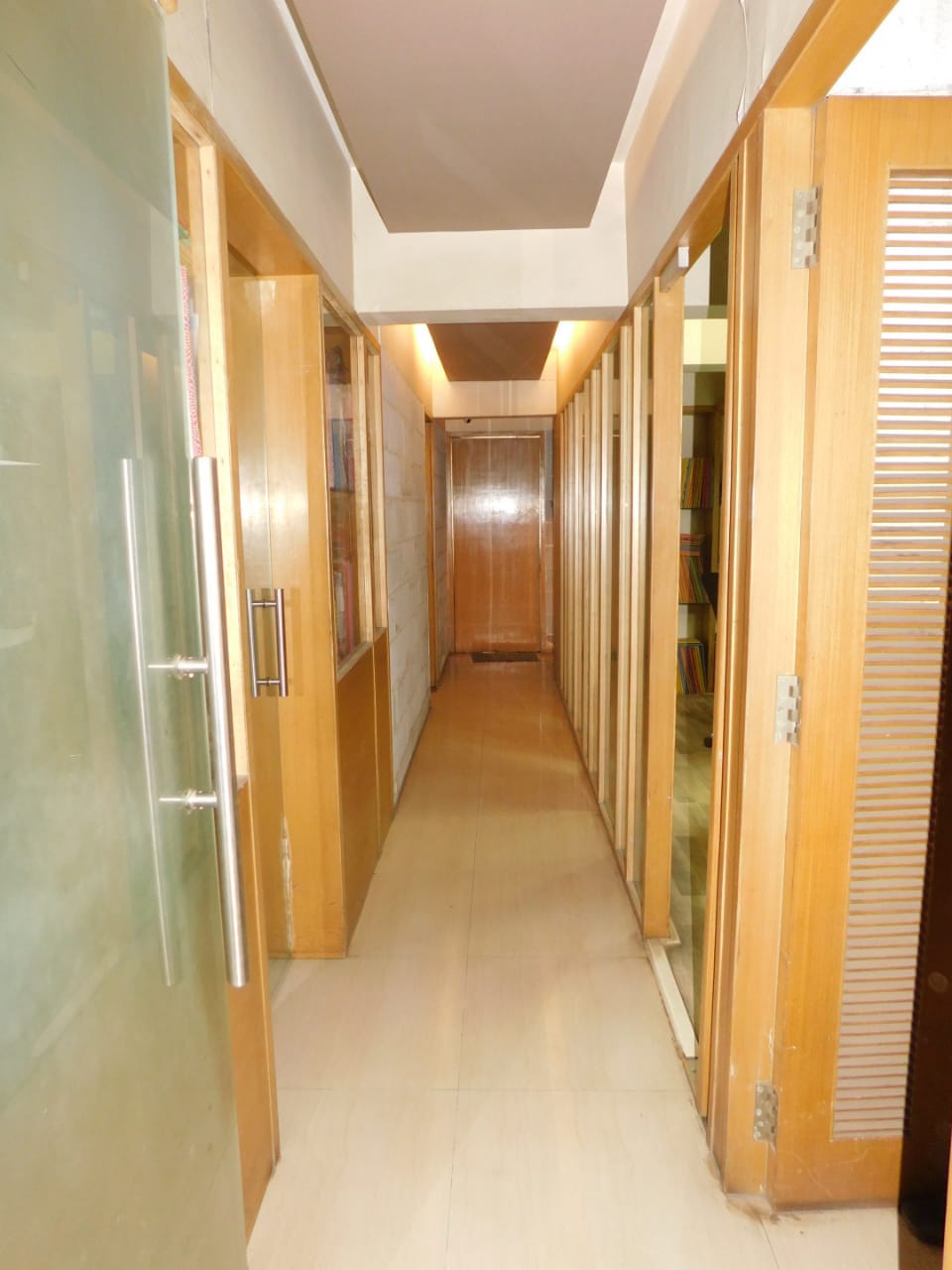 Office for Rent in Santacruz West Mumbai