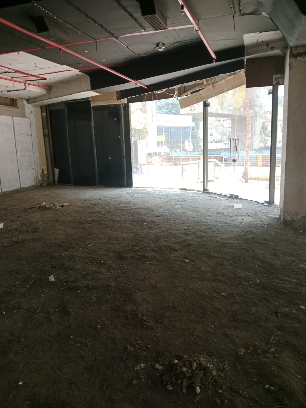 Showroom for Rent in Sion Trombay  Road Mumbai