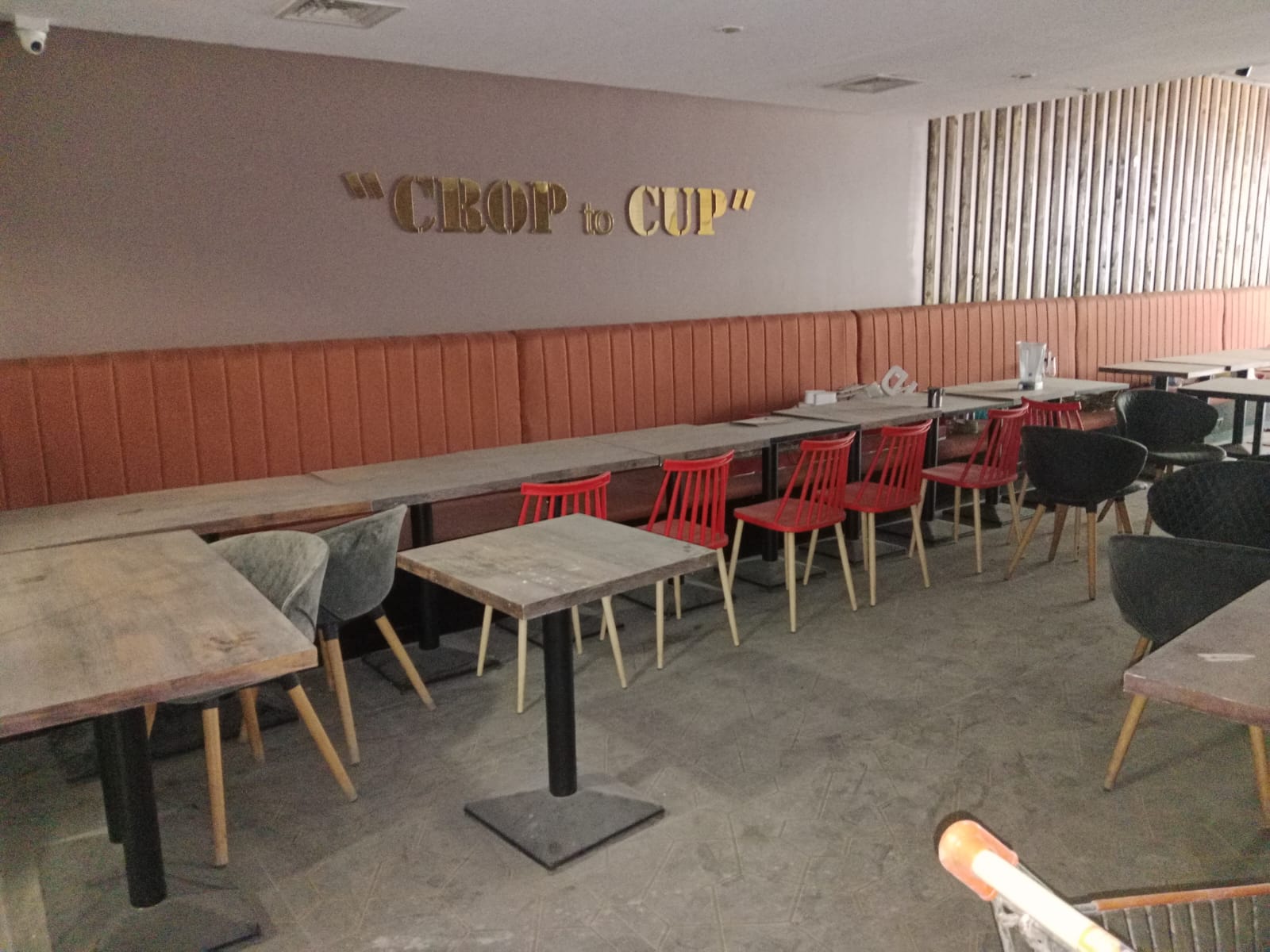 Shop for Rent in Sion Trombay Road Mumbai